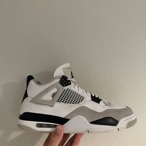 Jordan 4 Military Black